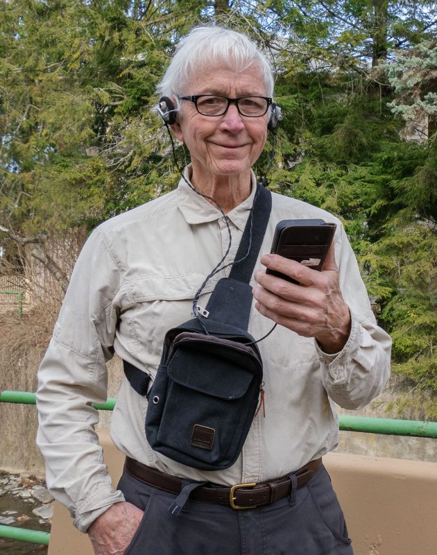 Lang with crossbody pouch